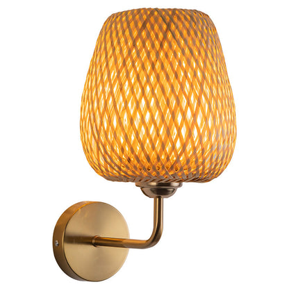 Rattan Wall Lamp with Diamond Pattern Projection for Cozy Ambiance